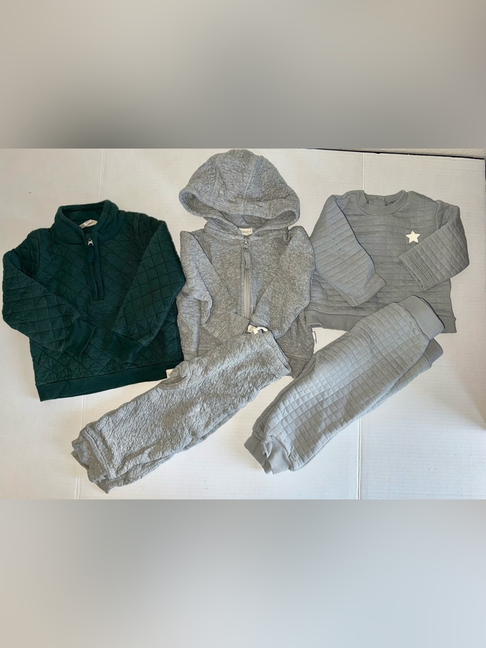 Bundle Burt’s Bees Baby SweatSuit Hoody Sweater Focus Kids Matching Star Set 12M
